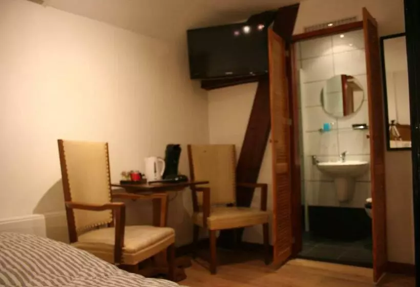 Aamiaismajoitus (B&B) Koperen Keteltje