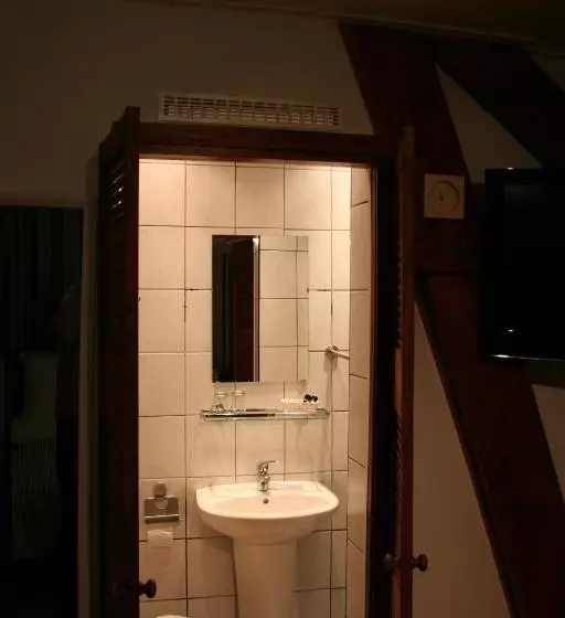 Aamiaismajoitus (B&B) Koperen Keteltje