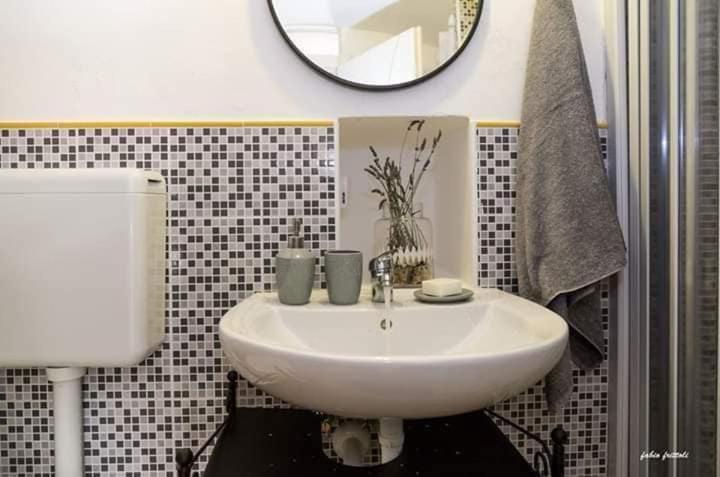 민박 La Casetta Di Isotta