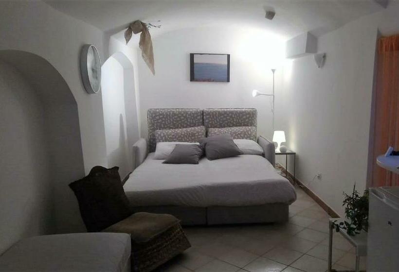 민박 La Casetta Di Isotta