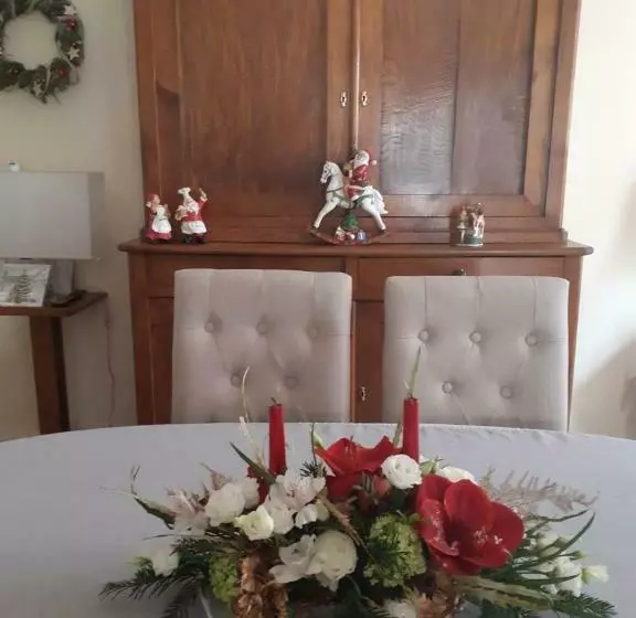 Aamiaismajoitus (B&B) Le Clos Des Roys