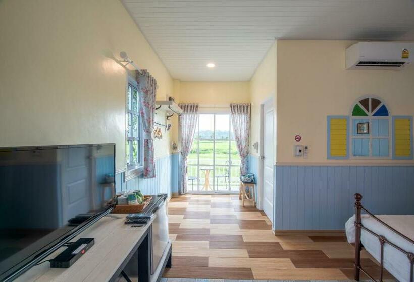 בית מלון כפרי Baan Kang Hun Pua Cottage