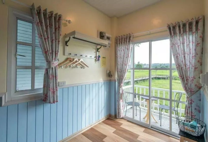 Hotelli Baan Kang Hun Pua Cottage