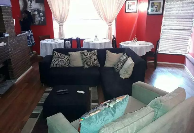 Majatalo Peace & Lovely Bed And Breakfast