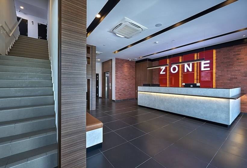 Zone Hotels, Telok Panglima Garang