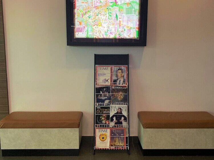 Zone Hotels, Telok Panglima Garang