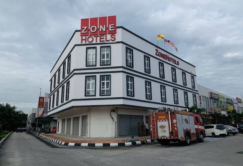 Zone Hotels, Telok Panglima Garang