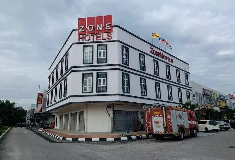 Zone Hotels, Telok Panglima Garang