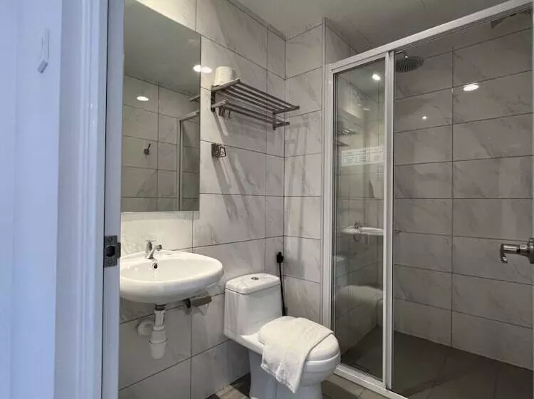 Zone Hotels, Telok Panglima Garang