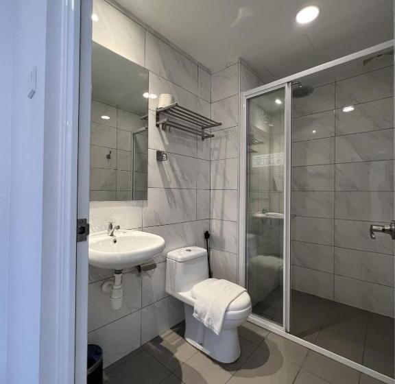 Zone Hotels, Telok Panglima Garang