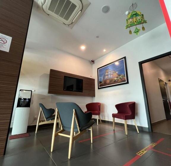 Zone Hotels, Telok Panglima Garang