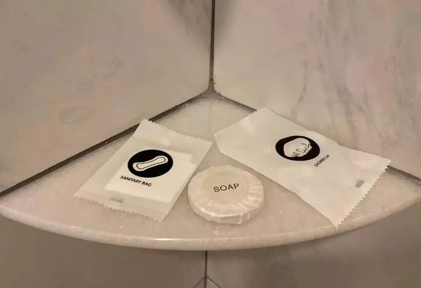 Zone Hotels, Telok Panglima Garang