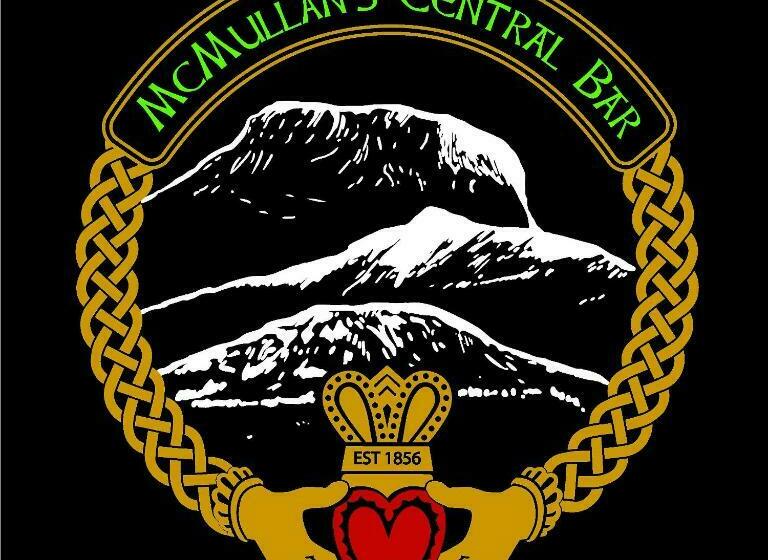 צימר Central Bar Guesthouse