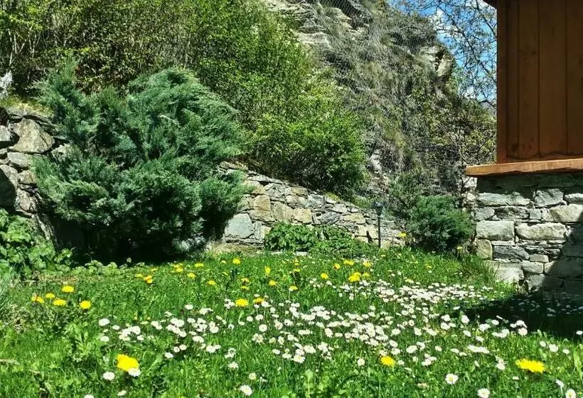 Aamiaismajoitus (B&B) Le Renard D Introd