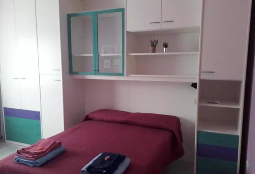 تختخواب و صبحانه Maison Lavande