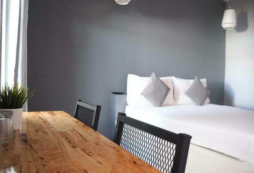 Otel Sichon Modern House