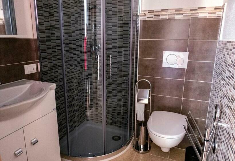 膳宿费 Le Rose Di Santina