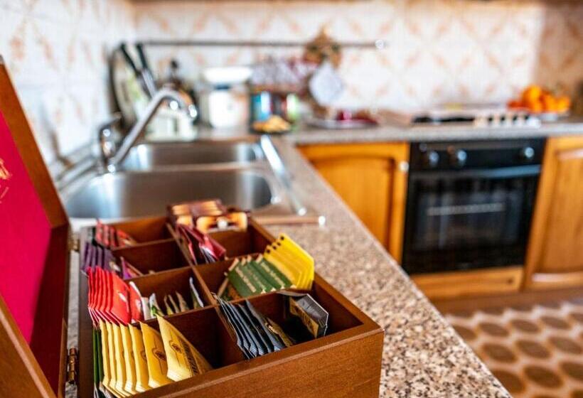 膳宿费 Le Rose Di Santina