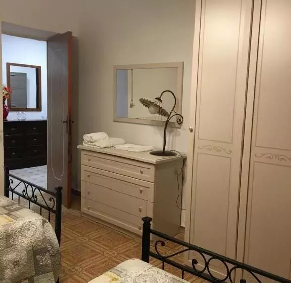 Majatalo Le Rose Di Santina