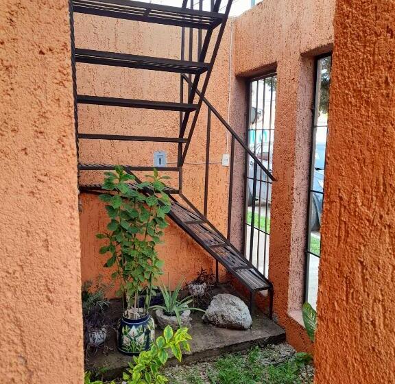 پانسیون Suite Amplia Privada A 8 Min Del Centro