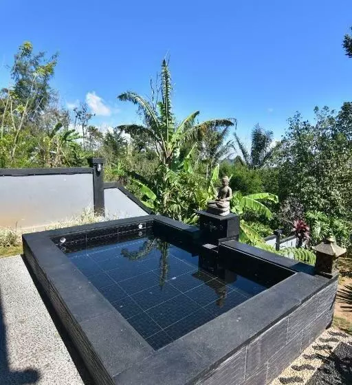 Majatalo Wanagiri Cosmic Nature Villa