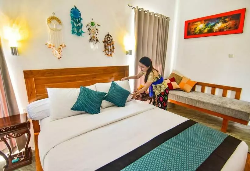 Majatalo Wanagiri Cosmic Nature Villa