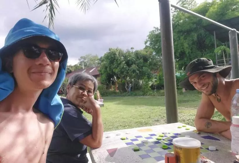 هاستل Jj&j Garden