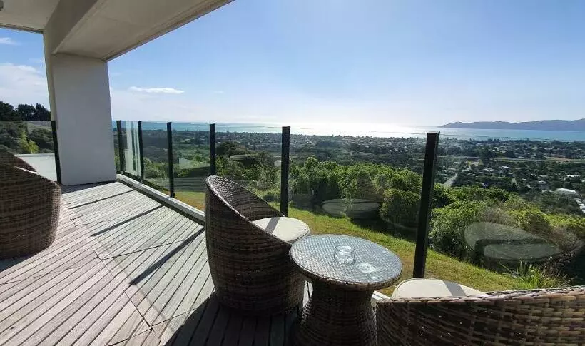 Aamiaismajoitus (B&B) White House