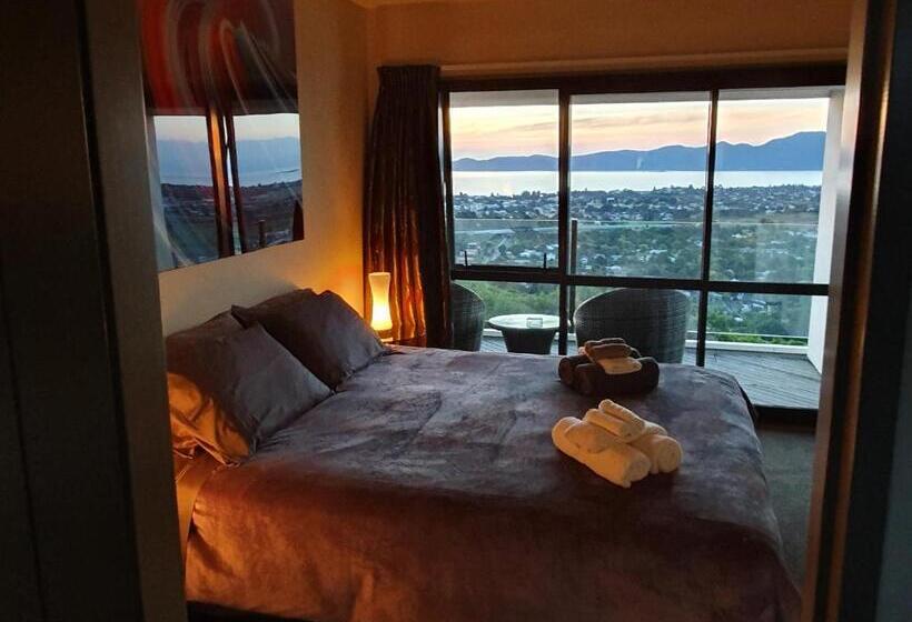 مبيت وإفطار White House