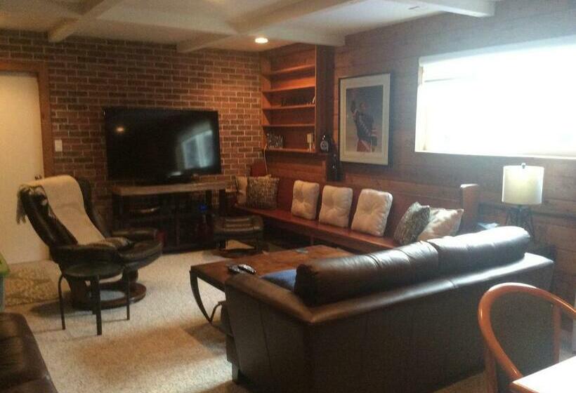 Berkie’s Bed & Breakfast