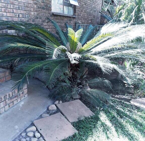 Пансион Burgersfort Gastehuis