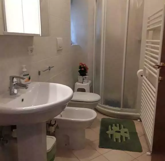ペンション Camera Il Borgo Vicino Al Castello Con Parcheggio