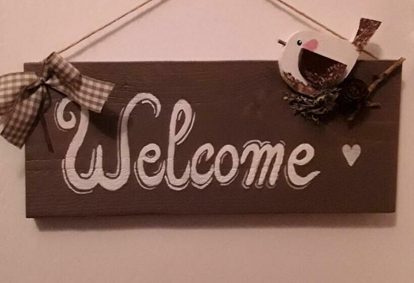 פנסיון Camera Il Borgo Vicino Al Castello Con Parcheggio