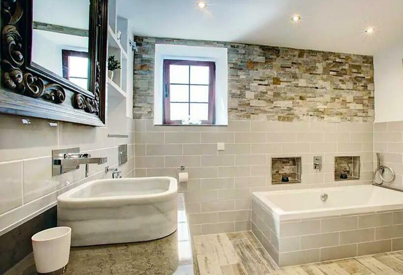 ペンション Casa Ella