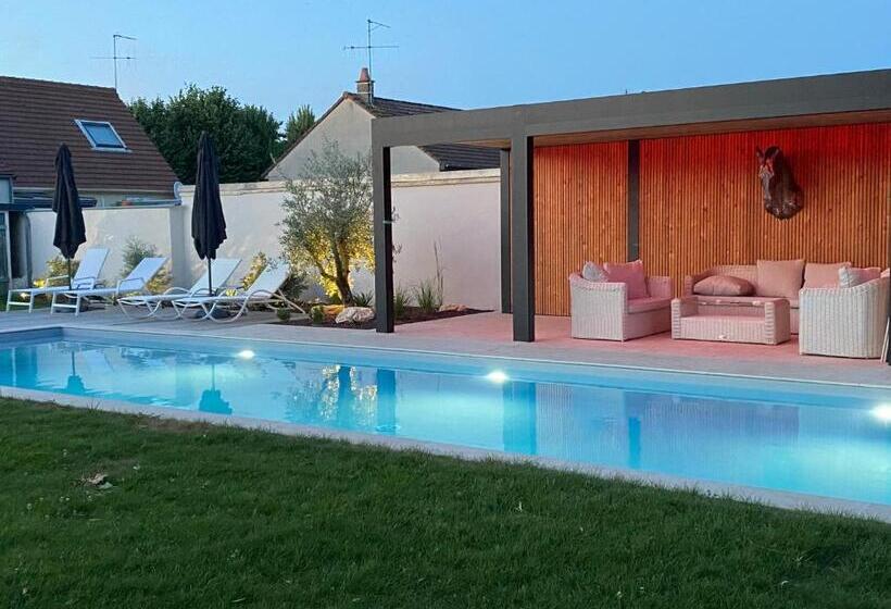 膳宿费 Le Cheval Bleu