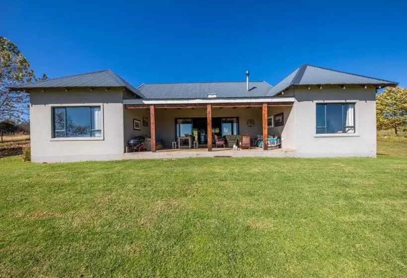 Majatalo Roscommon Guest House