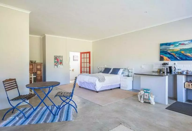 Majatalo Roscommon Guest House