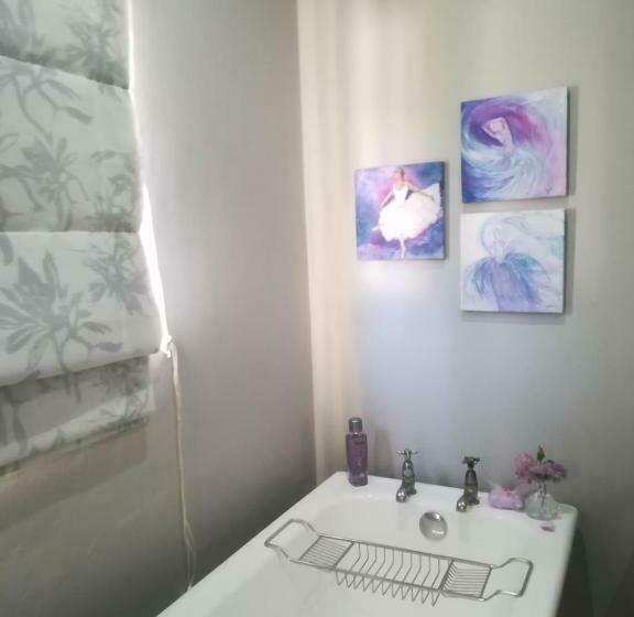 膳宿费 Roscommon Guest House