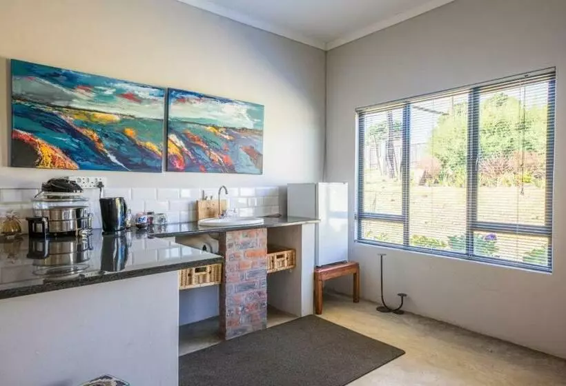 Majatalo Roscommon Guest House