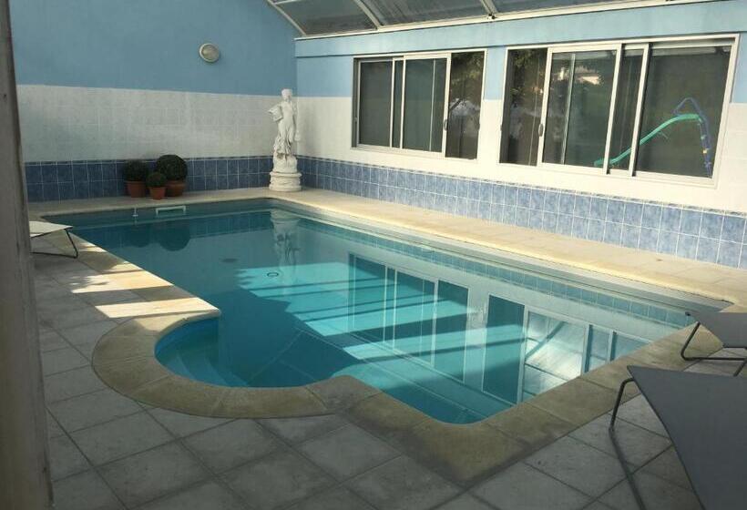 פנסיון Villa Dufresne