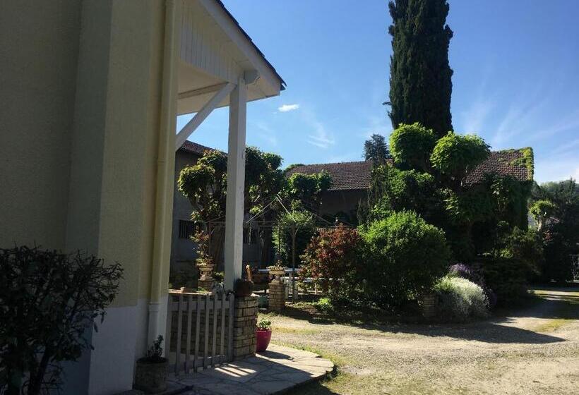 פנסיון Villa Dufresne