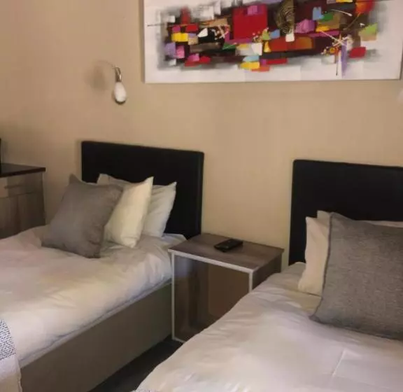 Lomakeskus Jock Of The Bushveld