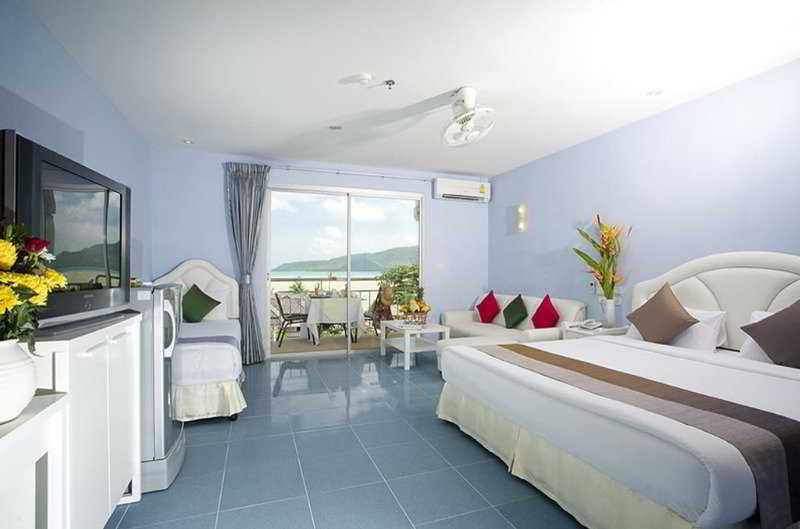 Chalong Beach Hotel & Spa