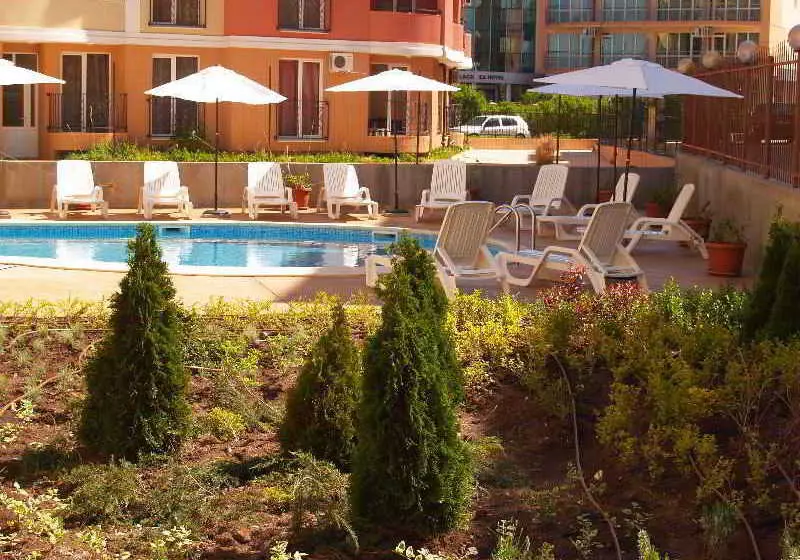 Corsica Aparment Complex