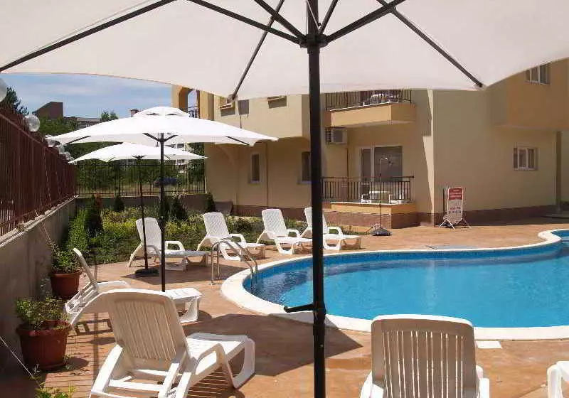 Corsica Aparment Complex