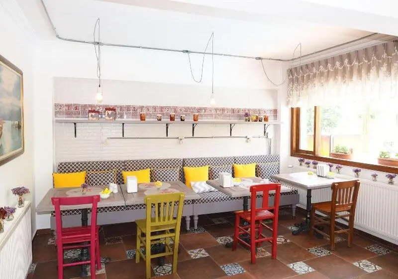 Foca 1887 Otel