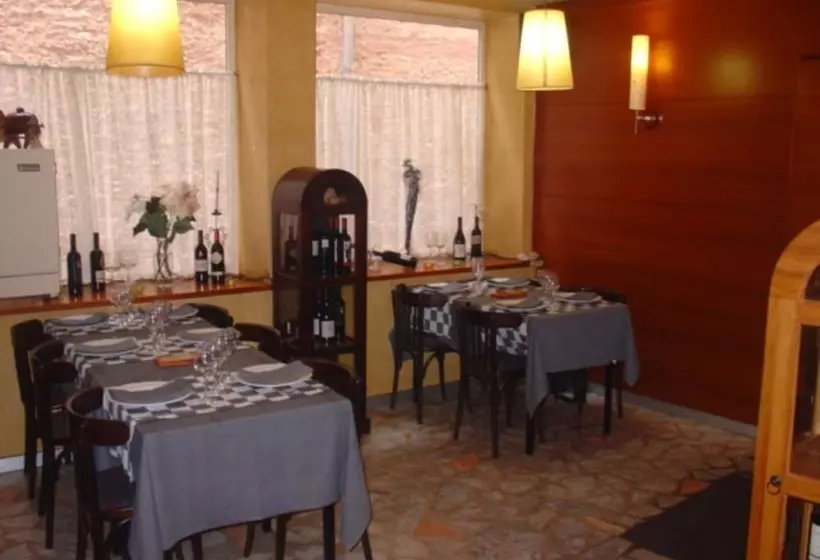 Hostal Restaurante Arasa