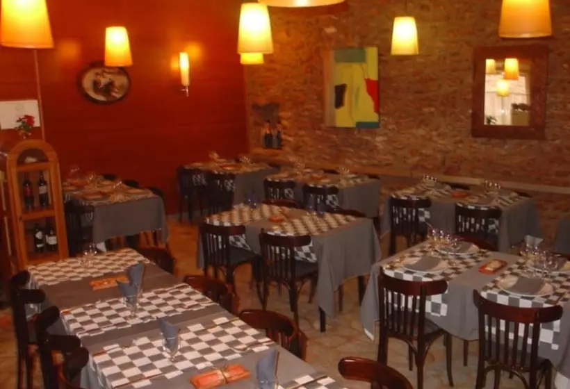 Hostal Restaurante Arasa