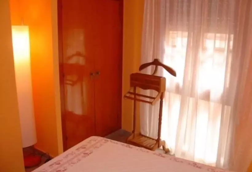 Hostal Restaurante Arasa