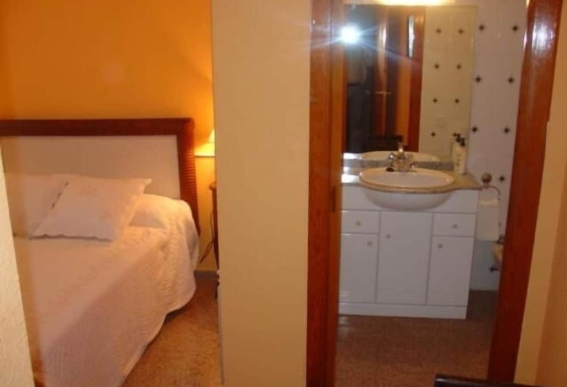 Hostal Restaurante Arasa